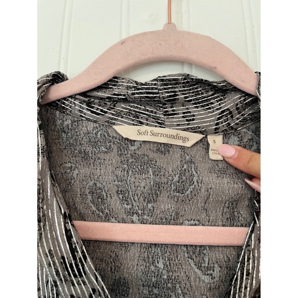 Soft Surroundings Tunic Top Womens S Metallic Paisley Silver Charcoal V-Neck - Picture 2 of 10